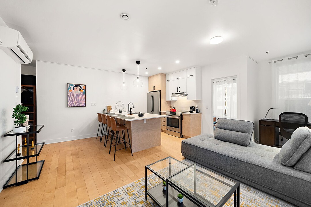4570 Rue St-Denis, Apt. 404, Le Plateau-Mont-Royal, Québec