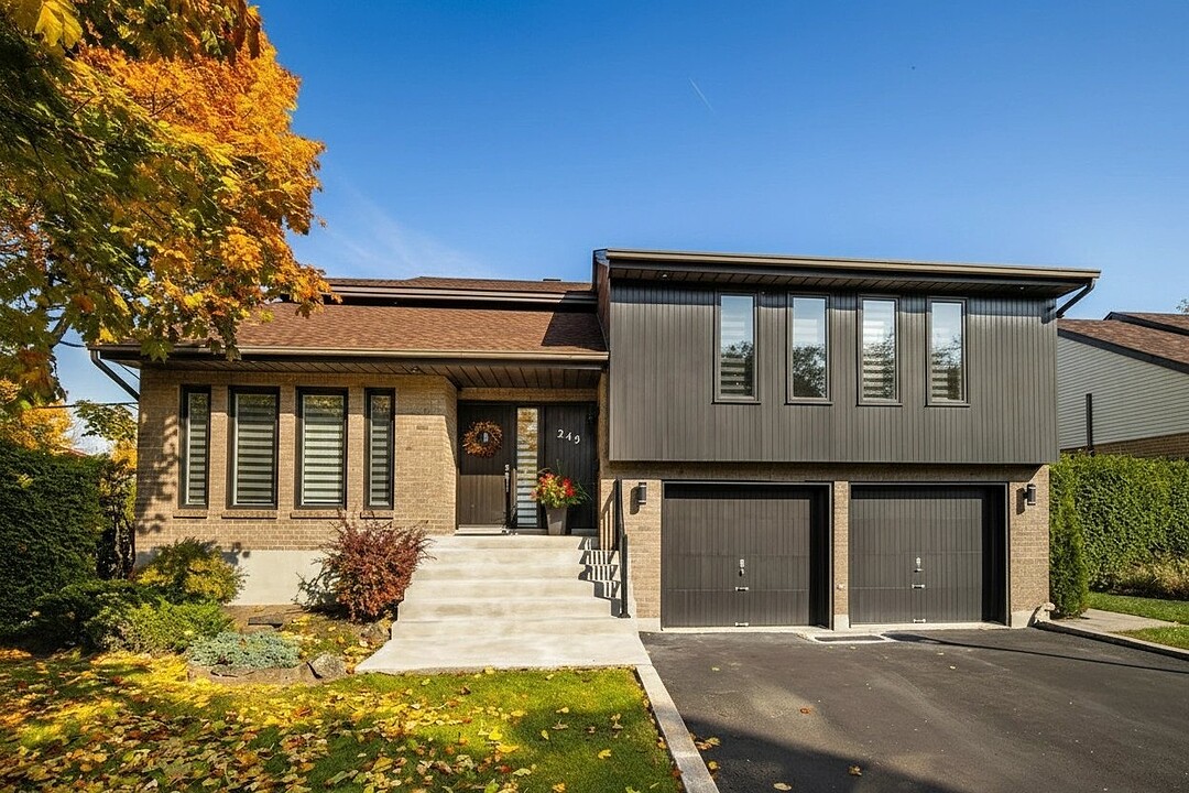 249 Rue Acres, Kirkland, Québec