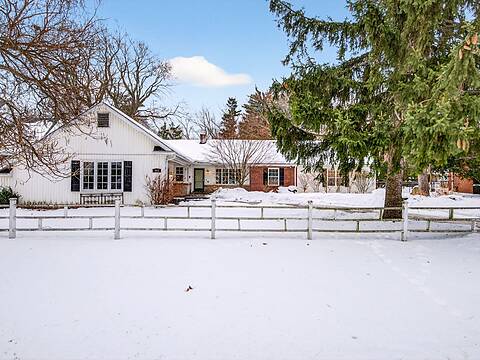 582 Cedar Ave, Burlington