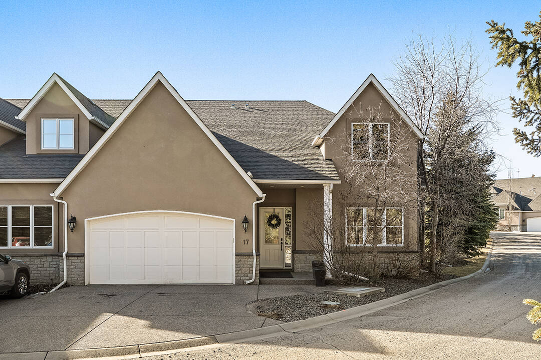 1359 69 Street SW #17, Calgary, Alberta