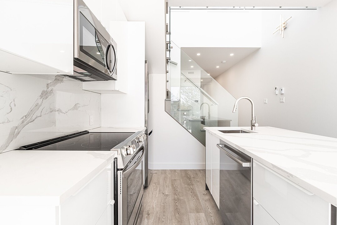 4772 Av. Palm, Le Sud-Ouest, Québec