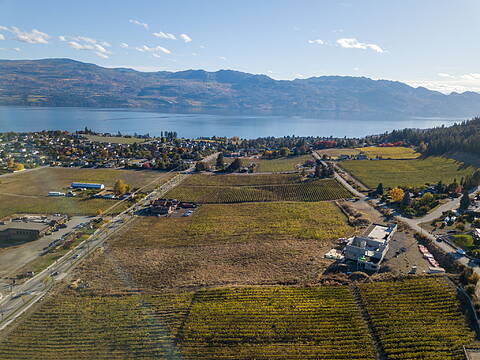 2829 Ourtoland Rd, West Kelowna