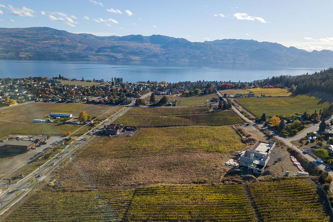 2829 Ourtoland Rd, West Kelowna, British Columbia