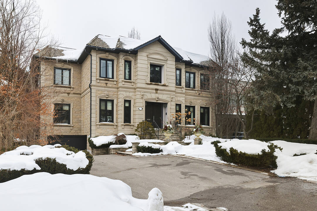 4 Ridgefield Rd, Toronto, Ontario