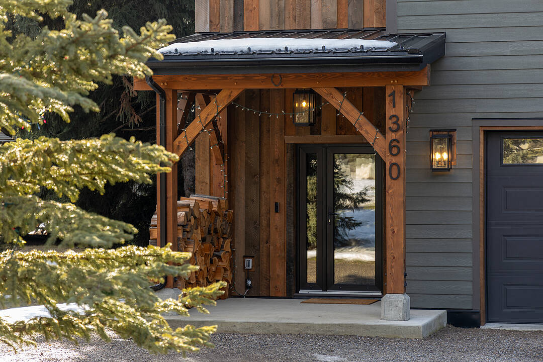 1360 Mcleod Avenue, Fernie, British Columbia