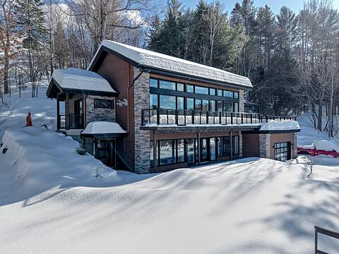 709 Ch. de la Rivière, Piedmont