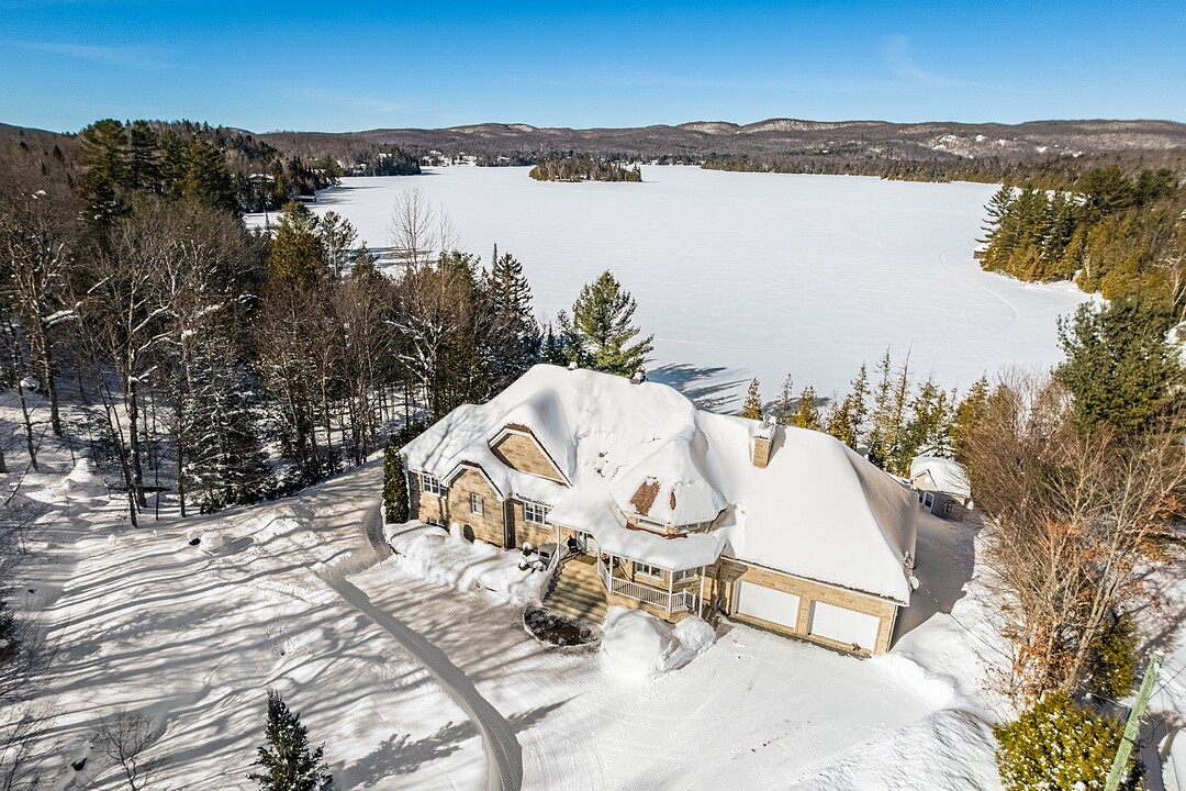 543 Rue Chartier, Entrelacs, Québec