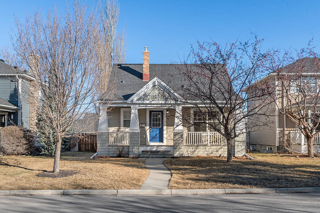 4416 Quentin Court SW, Calgary, Alberta