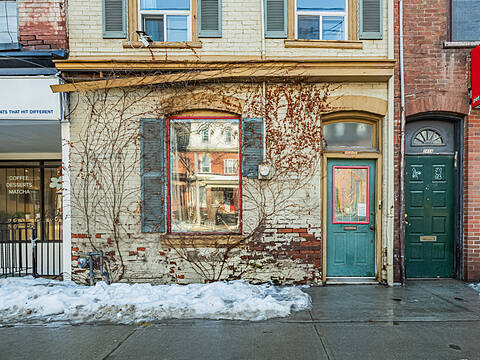 243 Gerrard St E, Toronto