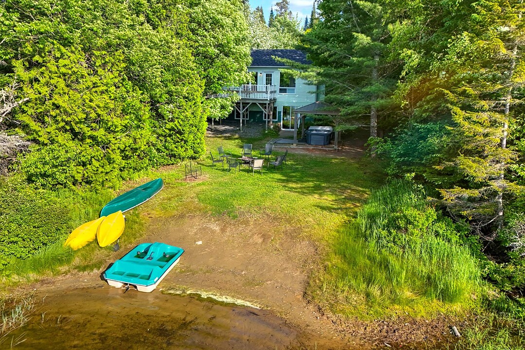 2349 Ch. du Lac-Canard, Sainte-Lucie-des-Laurentides, Québec