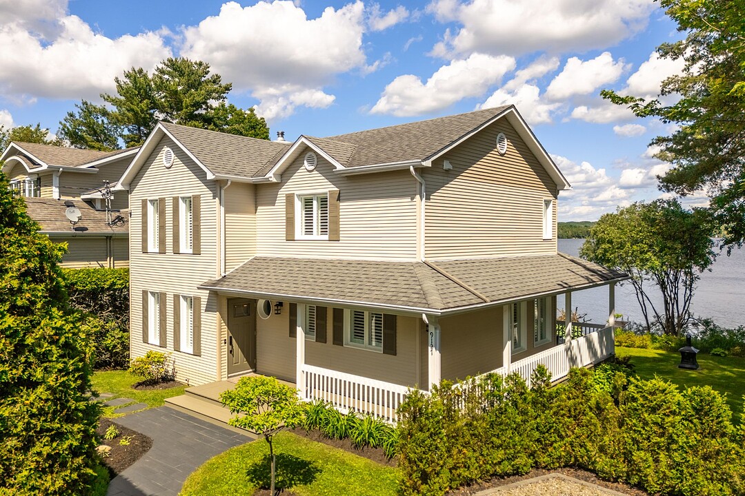 9127 Rue Saroy, Rock Forest / Saint-Élie / Deauville, Québec