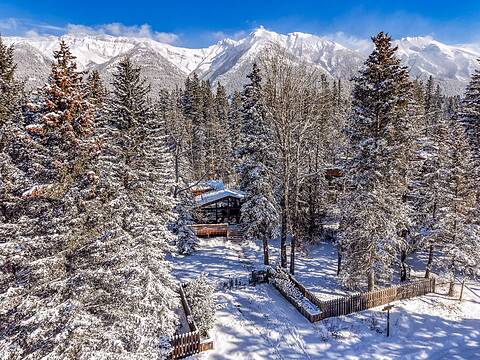 126 Elk Street, Harvie Heights