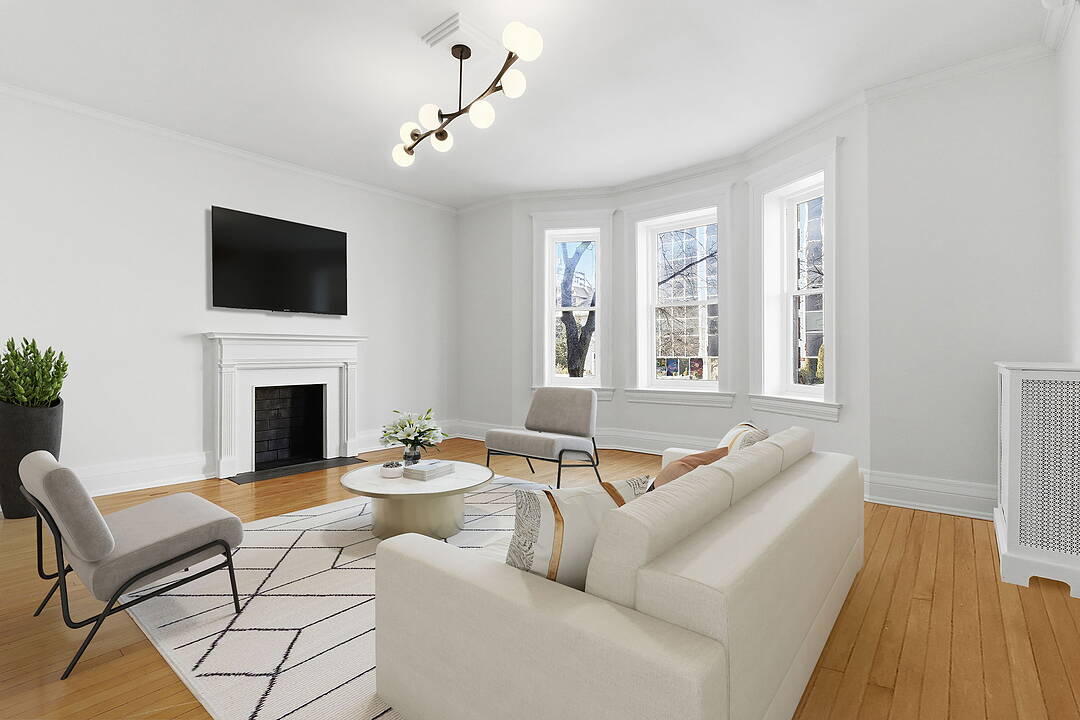 45 Spadina Rd #9, Toronto, Ontario