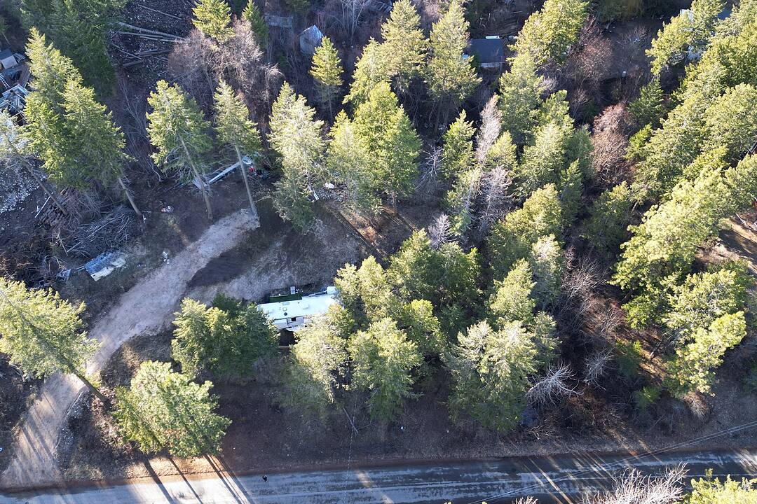 7942 Briarwood Road, Fintry, British Columbia