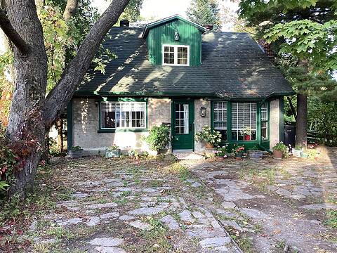 220 Rue Couture, Rosemère