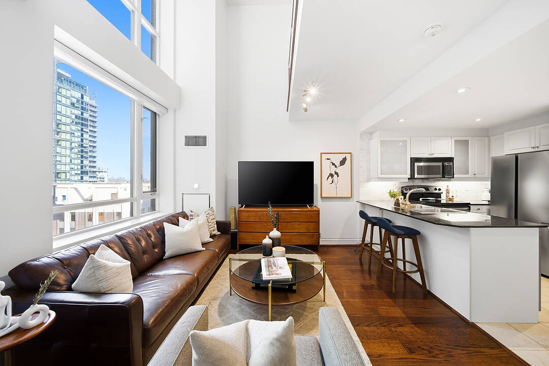 80 Cumberland Street, Suite 1507, Toronto, Ontario