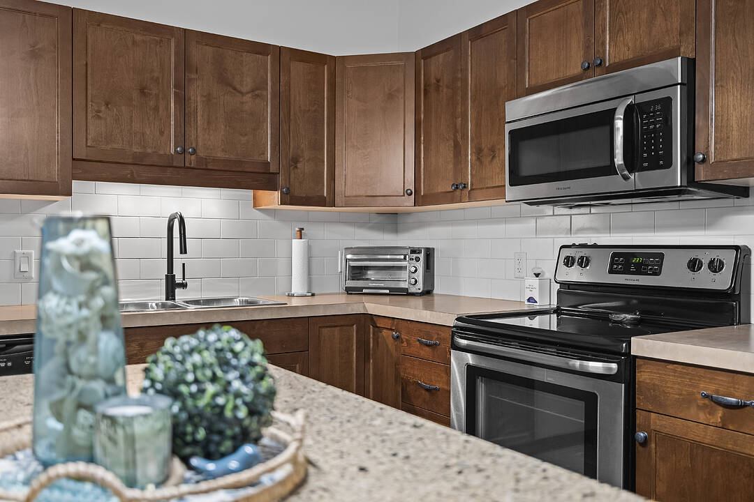 601-3350 Woodsdale Road, Lake Country, British Columbia