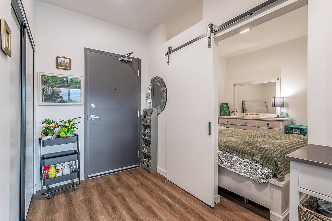 411-615 Rutland Road North, Kelowna, British Columbia