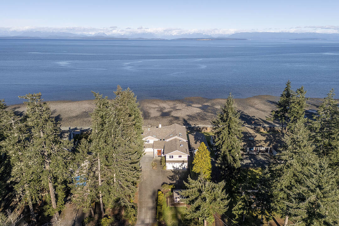 2270 Ocean Garden Road, Campbell River, British Columbia