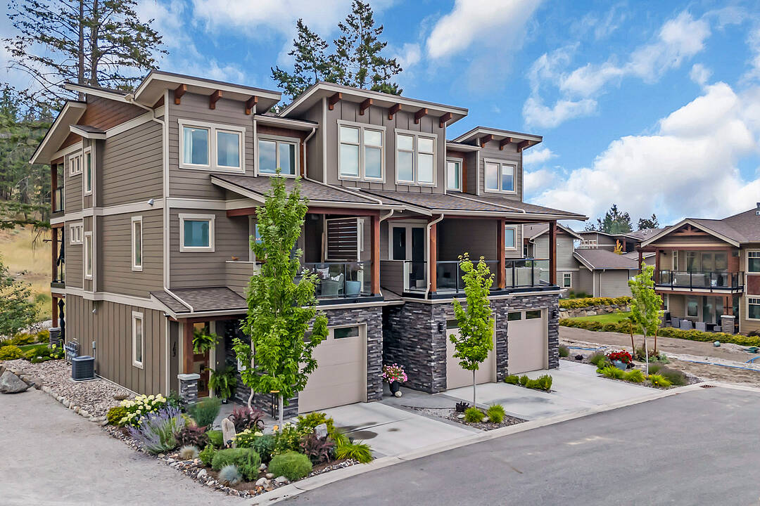 163-4000 Trails Place, Peachland, British Columbia