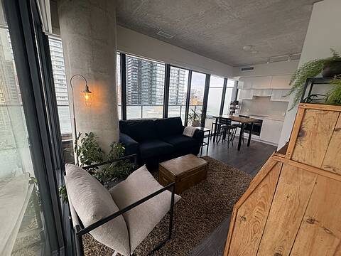 185 Roehampton Ave #1203, Toronto