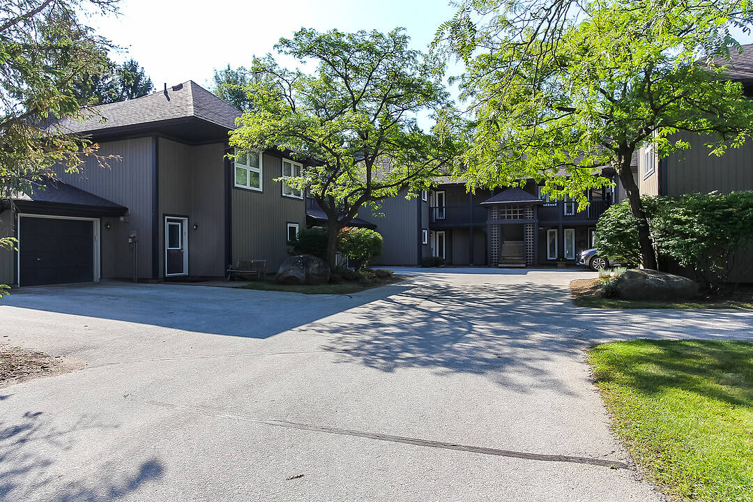 411 Mariners Way, Collingwood, Ontario