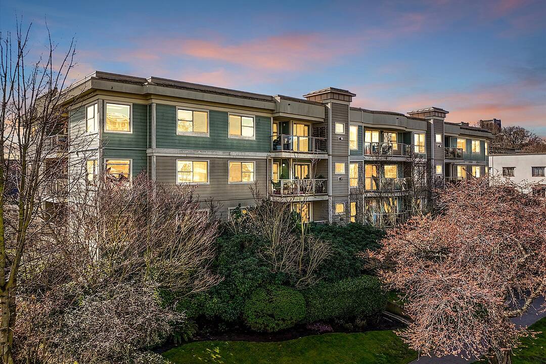 408-1025 Meares Street, Victoria, British Columbia