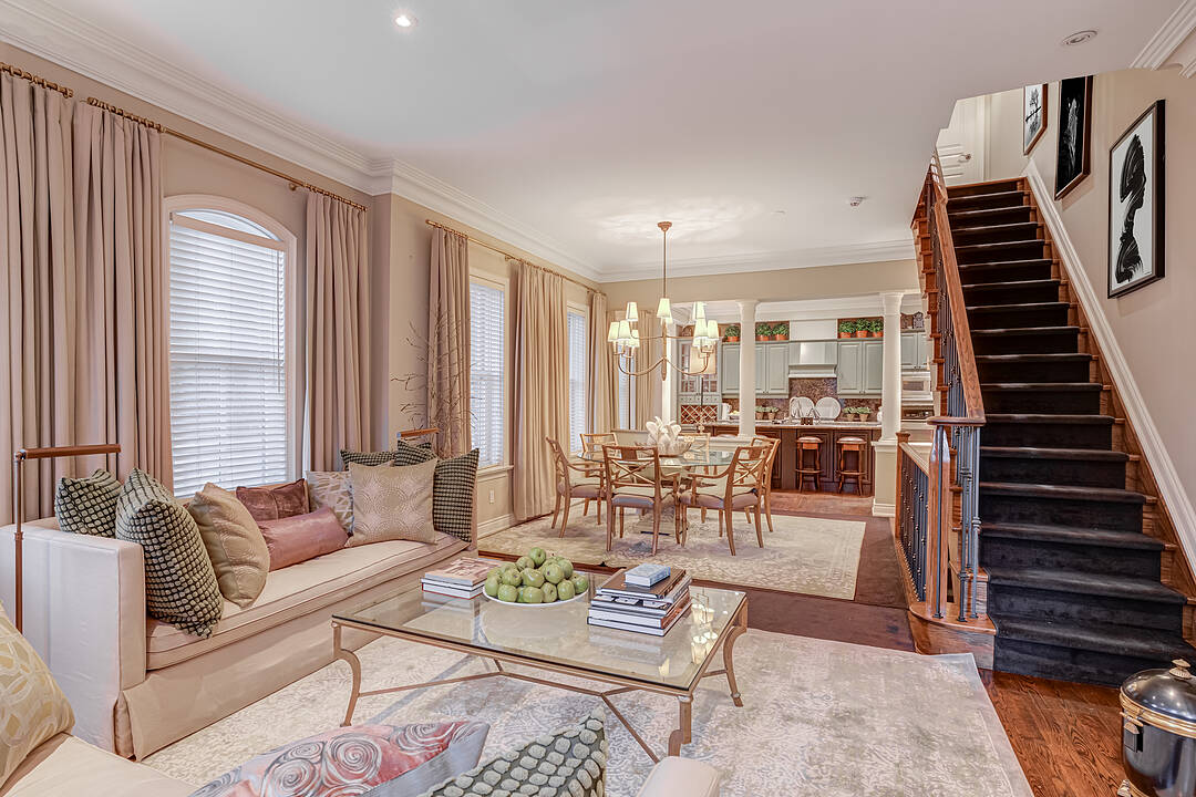 74 Aberdeen Ave, Toronto, Ontario