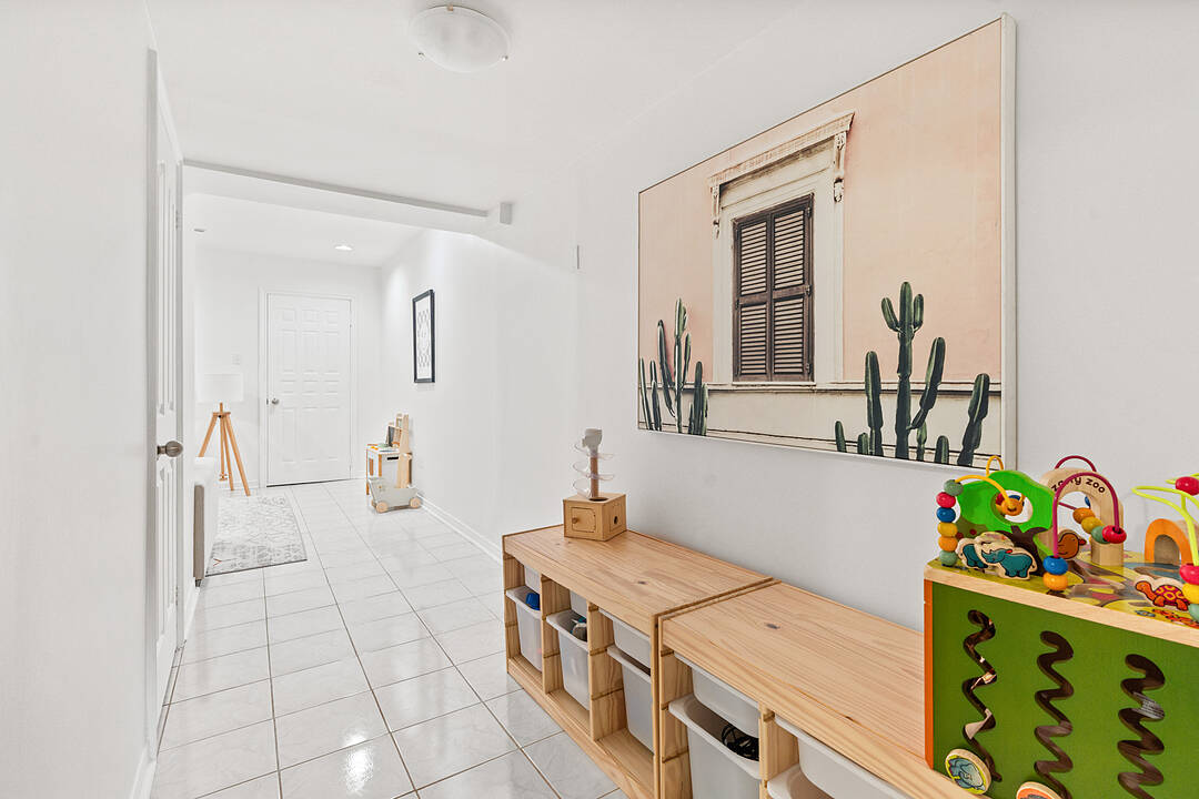 15A Schell Ave, Toronto, Ontario