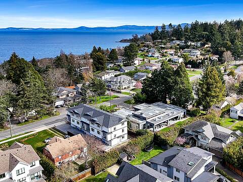 1-1559 Ash Road, Saanich