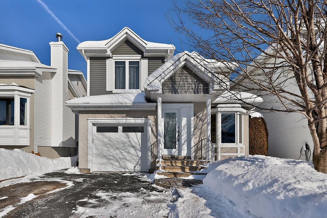 1896 Rue des Orioles, Sainte-Rose, Québec