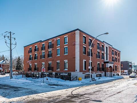 460 Rue St-Charles O., Apt. 101, Le Vieux-Longueuil