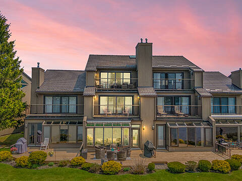 8 Beck Boulevard #10, Penetanguishene