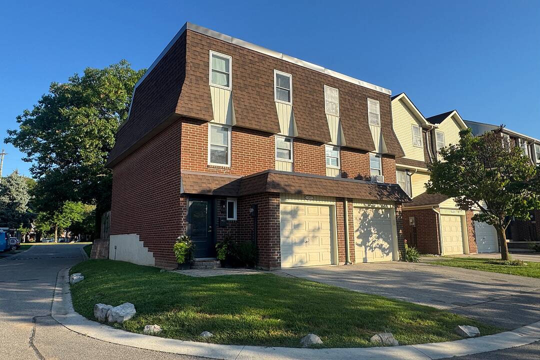 30 Heslop Rd #31, Milton, Ontario