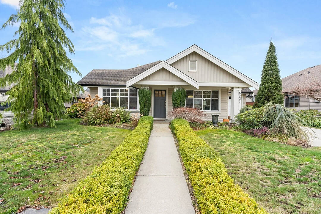 6231 Kevins Road, Sechelt, British Columbia