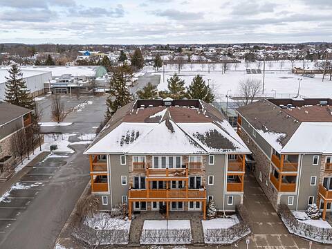 678 Line 2 Rd #205, Niagara-on-the-Lake