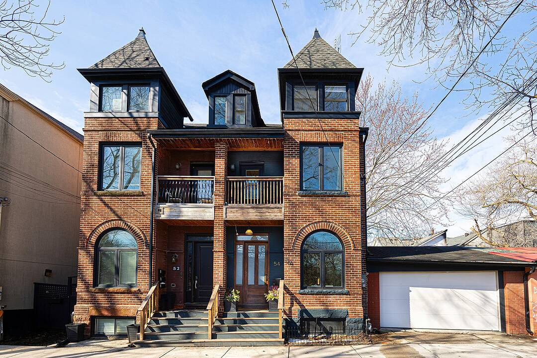 54 Stanley Terrace Ave, Toronto, Ontario