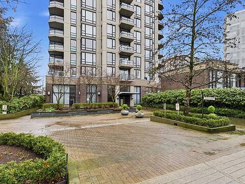 151 2nd Street W #1102, North Vancouver
