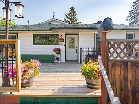 64 Foxwell Road SE, Calgary