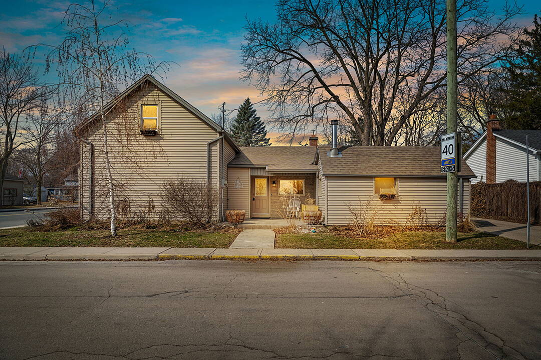 287 King St W, Hamilton, Ontario