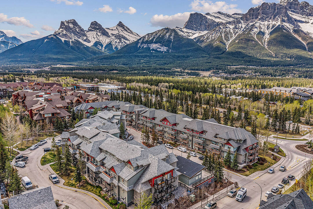 222 - 101 Montane Road, Canmore, Alberta