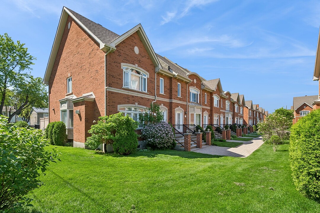 20 Tsse Monet, Pointe-Claire, Québec