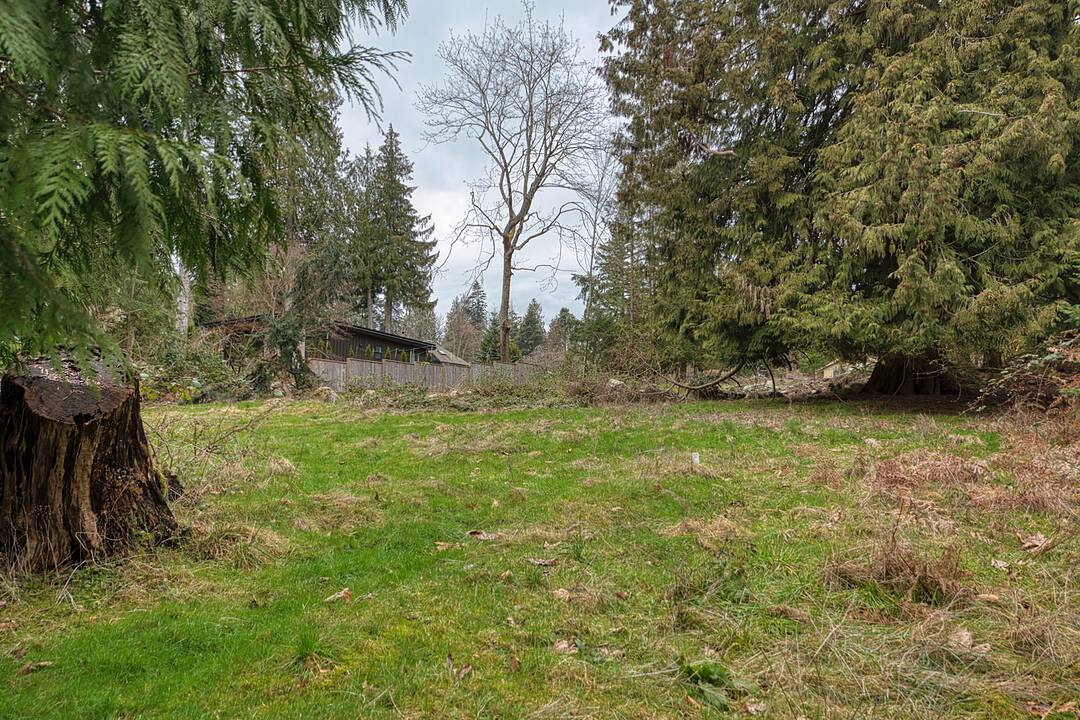 103 Pratt Road, Gibsons, British Columbia