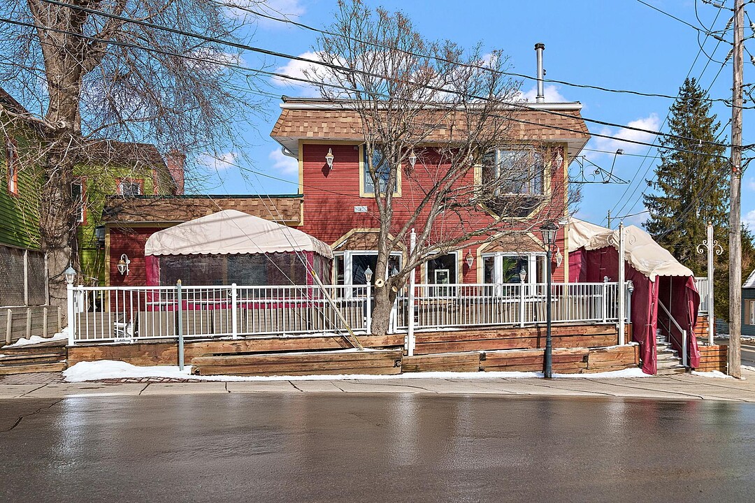 197 Rue Principale, Saint-Sauveur, Quebec, Québec
