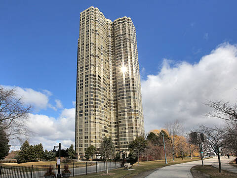 1 Palace Pier Crt #2808, Toronto