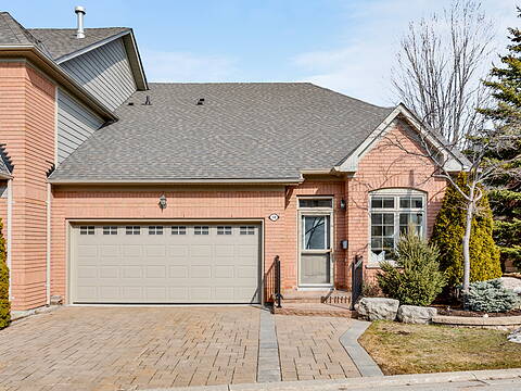 10 Belle Terre Way, Markham