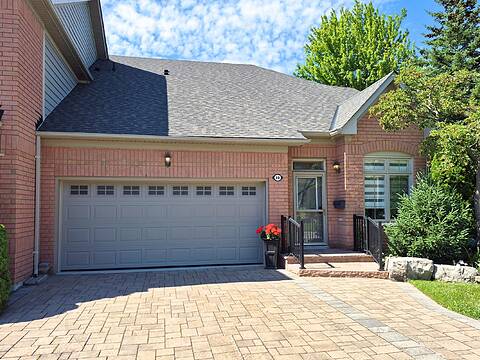 10 Belle Terre Way, Markham