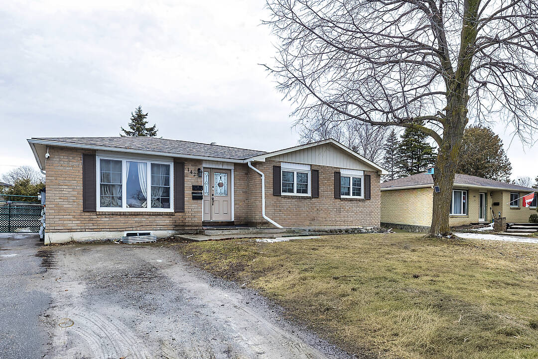 142 Sanderling Cres N, Kawartha Lakes, Ontario