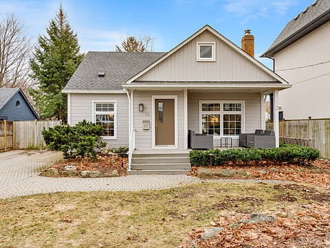 32 Anderson St, Oakville