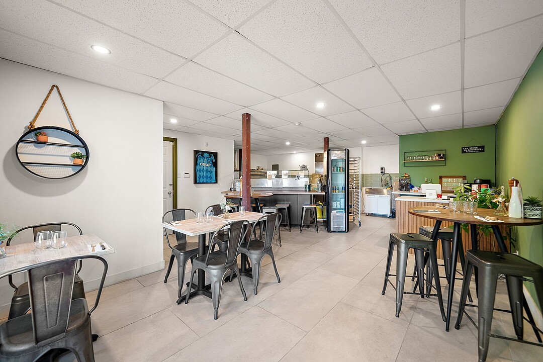 5-9 Av. de l'Église, Apt. #3, Saint-Sauveur, Quebec, Québec